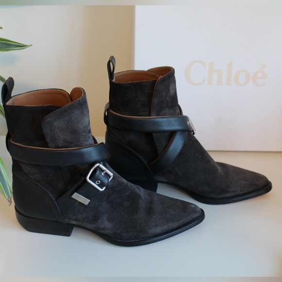 CHLOE - RYLEE BUCKLE-STRAP ANKLE BOOTS IN BLACK & GREY - Picture 2 of 7
